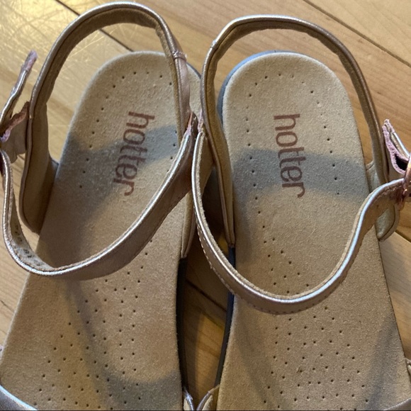 Hotter Tropic Rose Gold Sandals supportive, adjustable ankle straps size US 7 - Picture 3 of 9